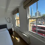 Cosy Townhouse In Central London